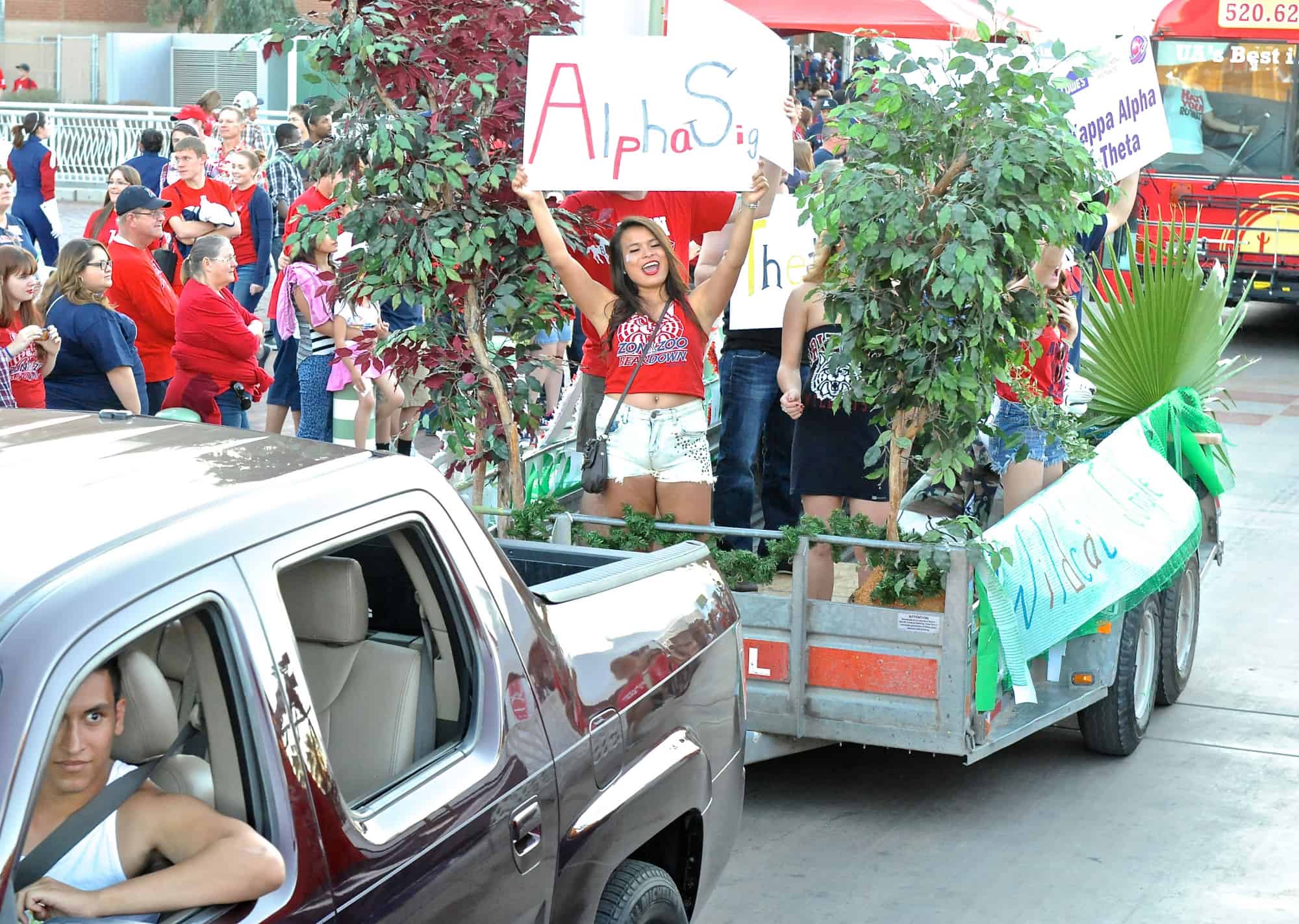 Homecoming Parade (2019)